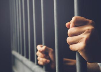 بطاقة ايداع بالسجن في حق مستشار سابق لوزيرة العدل