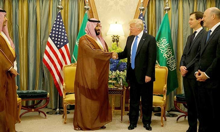 بالتزامن مع القمة الخليجية : قمة ثانية بين ترامب وعباس وعون والشرع ! 1